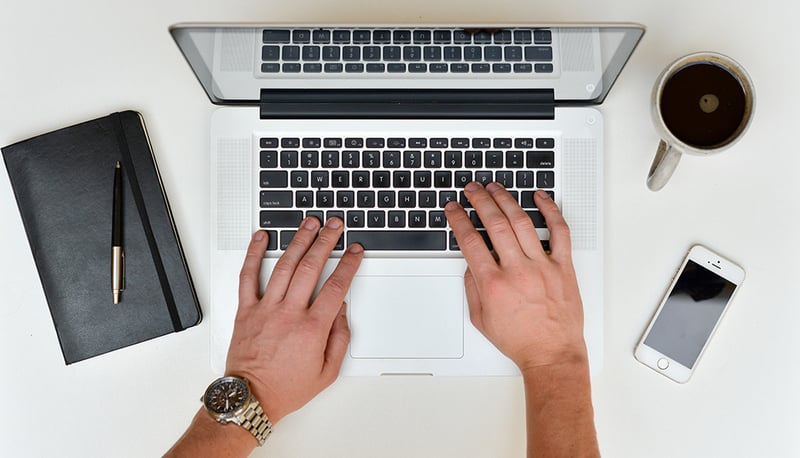 What is ‘Hot Desking?’ And Who’s It For?