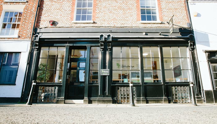 Exterior and entrance of Merchant House Private Offices and Coworking business centre in Abingdon