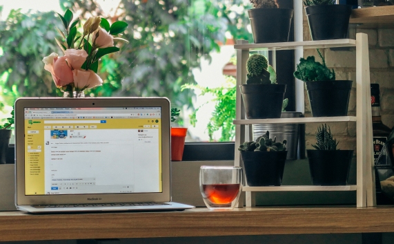 How a Virtual Business has a Price Advantage Over Traditionally Operated Businesses