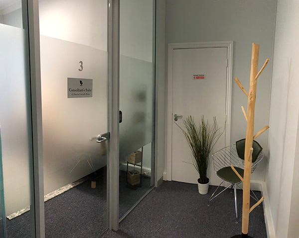 Small waiting area outside The Consultant's Suite therapy room at Director General's House in Southampton